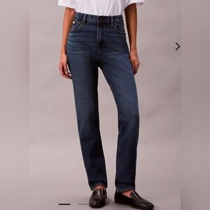 NWT CALVIN KLEIN Mom Fit Jeans, Dark Yukon, Size 30
